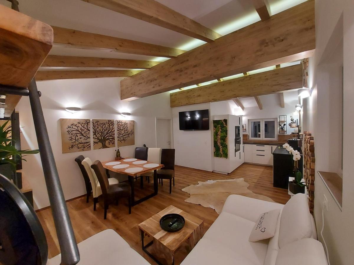 דירות לאובן Auszeit Steiraland Penthouse 9 Mit Grossen Balkon Und Parkplatz מראה חיצוני תמונה