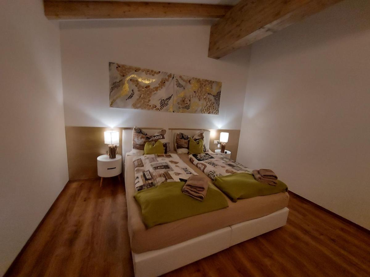 דירות לאובן Auszeit Steiraland Penthouse 9 Mit Grossen Balkon Und Parkplatz מראה חיצוני תמונה